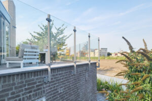 Glazen balustrade doe het zelf