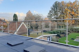glazen balustrade zelf plaatsen