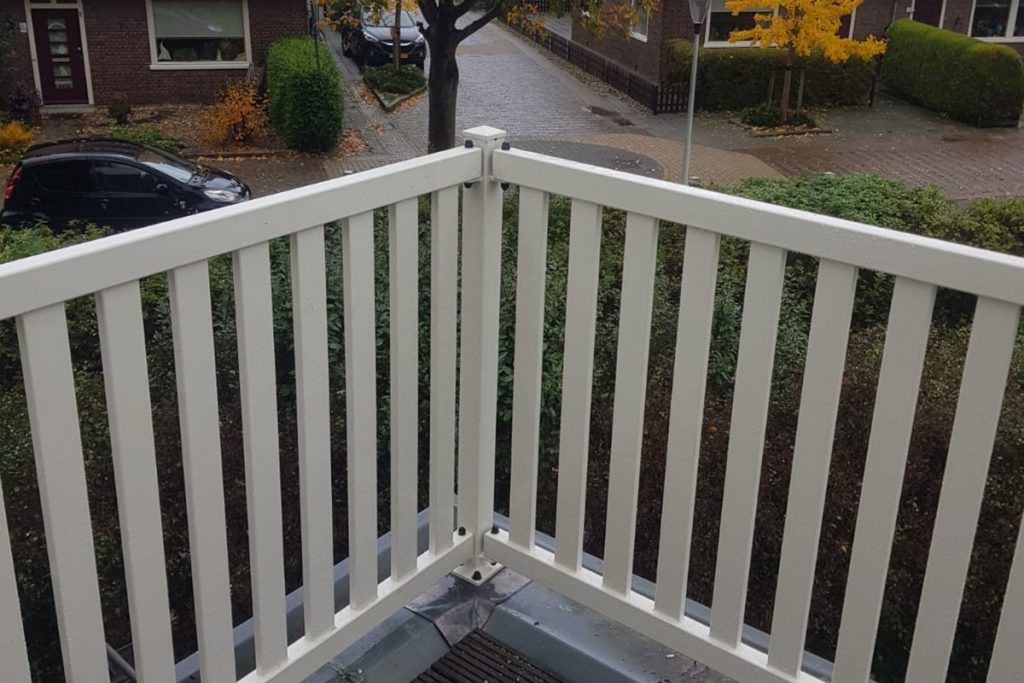 houtlook-balustrade-dakterras-2 - Balkonhekwerk