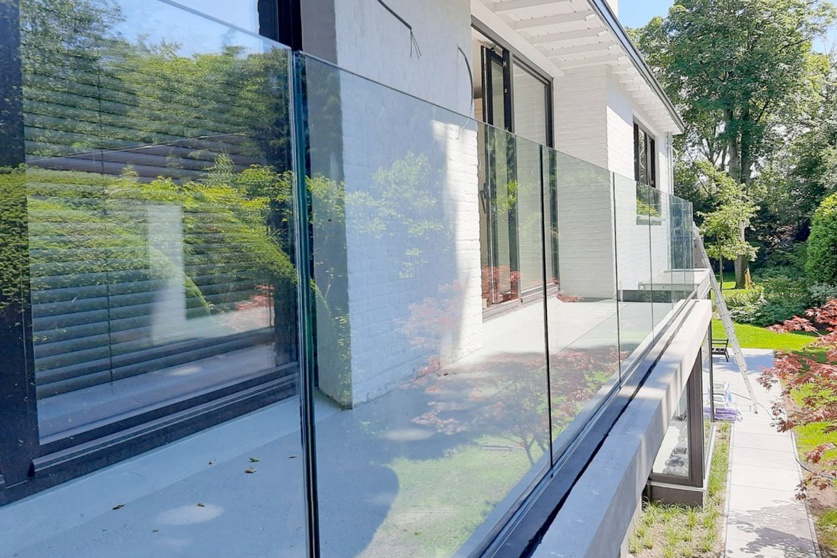 Voordelen glazen balustrade