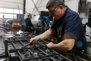 Ruud maakt een stalen raambeveiliging