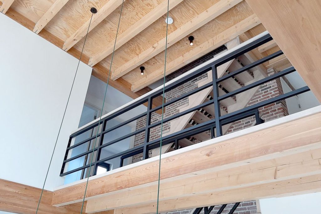 Stalen balustrade voor Overloop