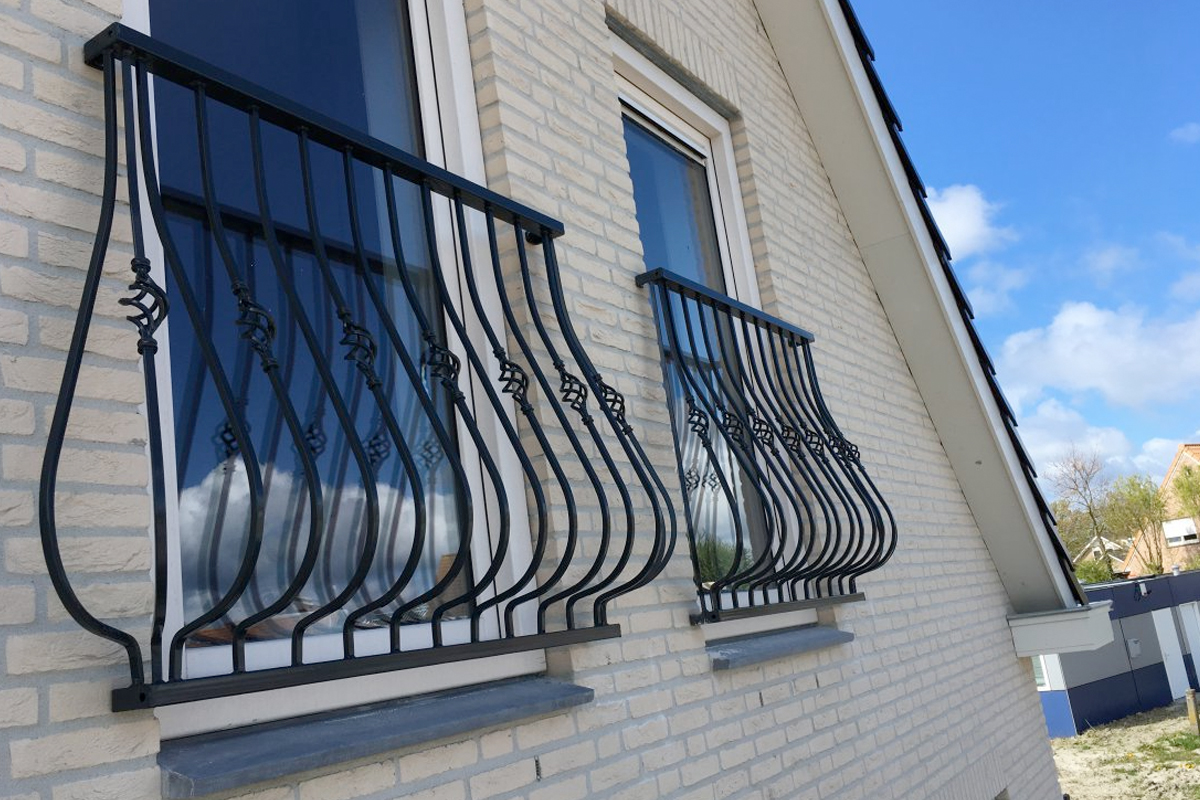 Balustrade voor raam