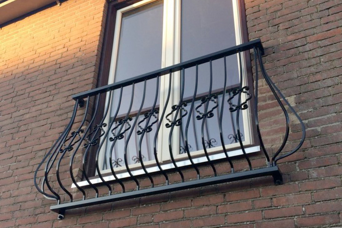 Hoe heet een klein balkon