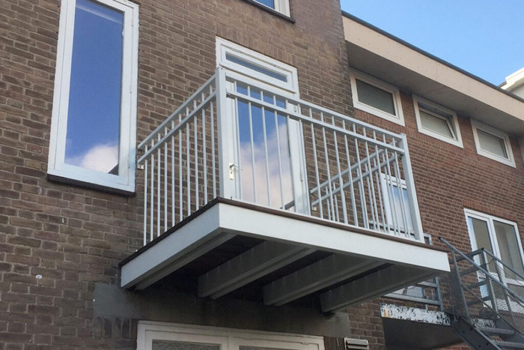 Hoeveel kost het om een balkon te plaatsen