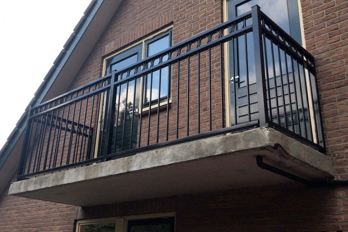 Is een balkonhek verplicht