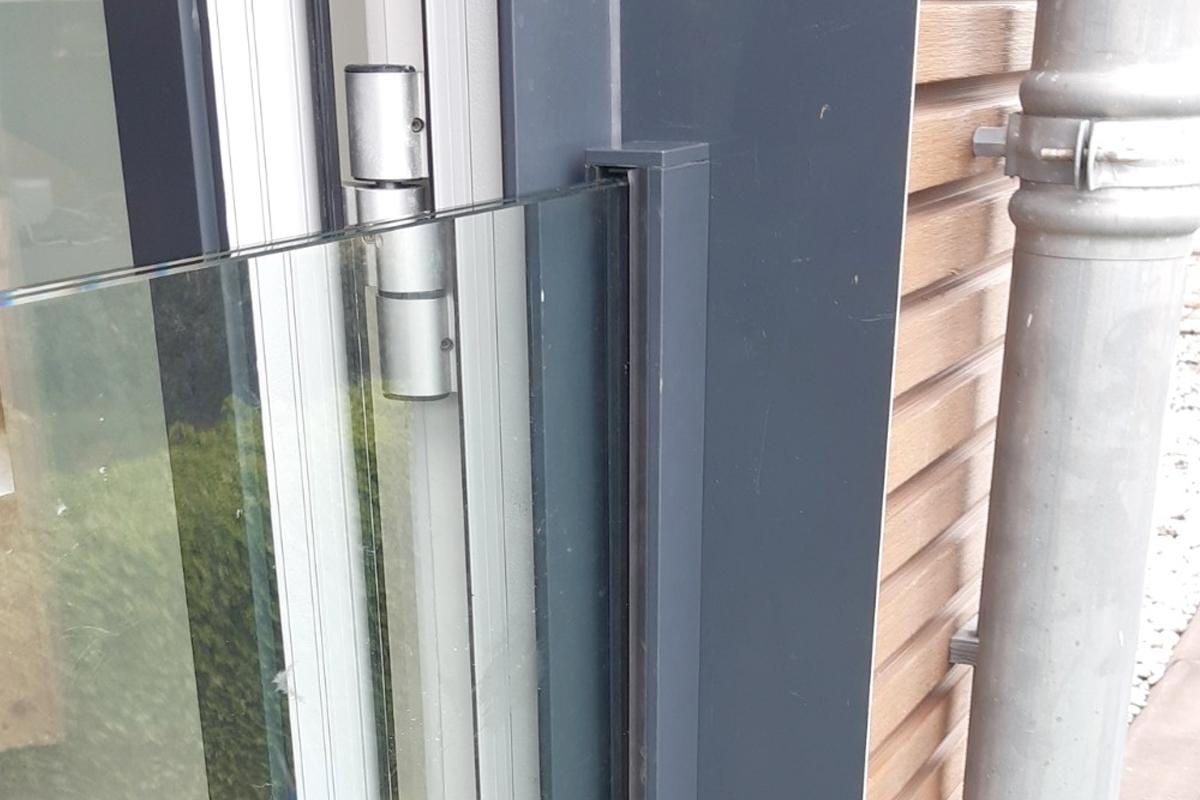 Glazen Frans balkon in Lelystad