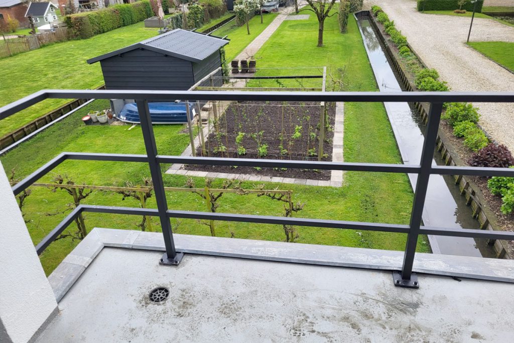 Leuningwerk laten lassen