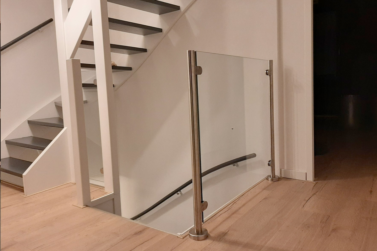 Glas balustrade van RVS