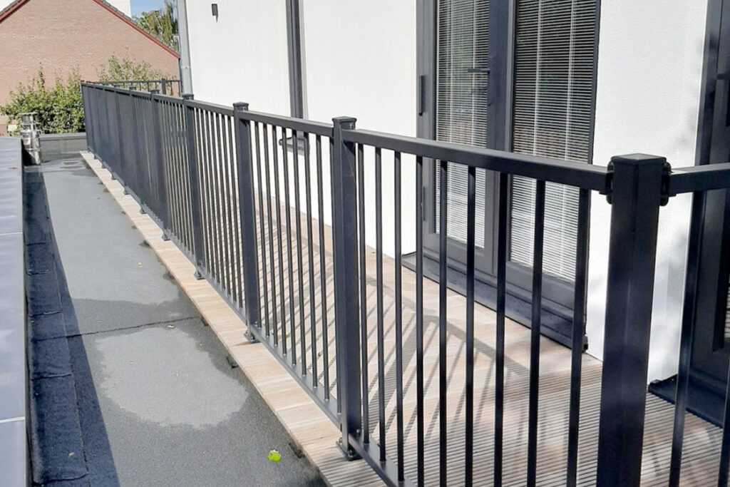 Stalen balkonhekken laten plaatsen