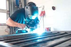 Stalen balustrade laten lassen