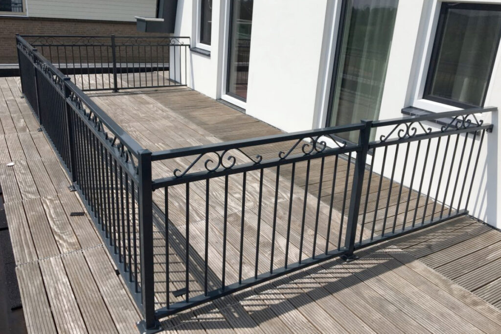 Terras balustrade laten maken
