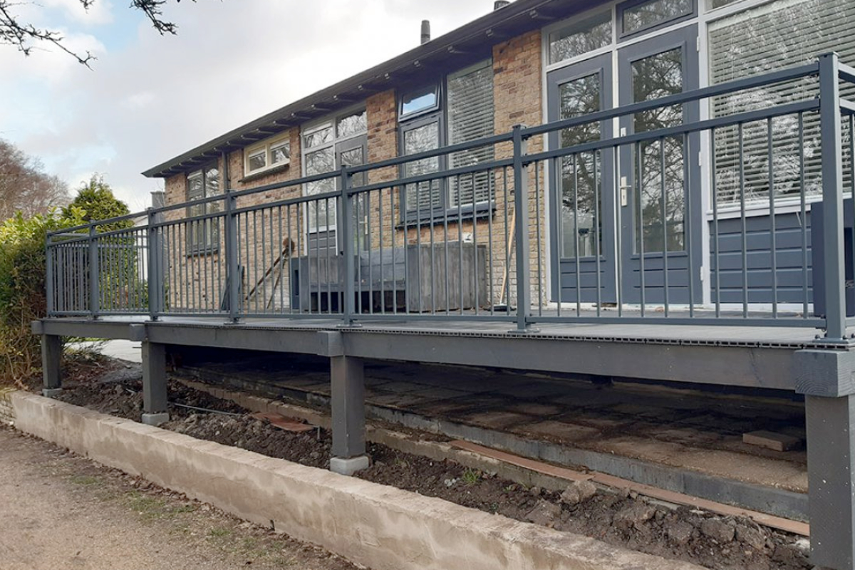 Terras balustrade laten maken