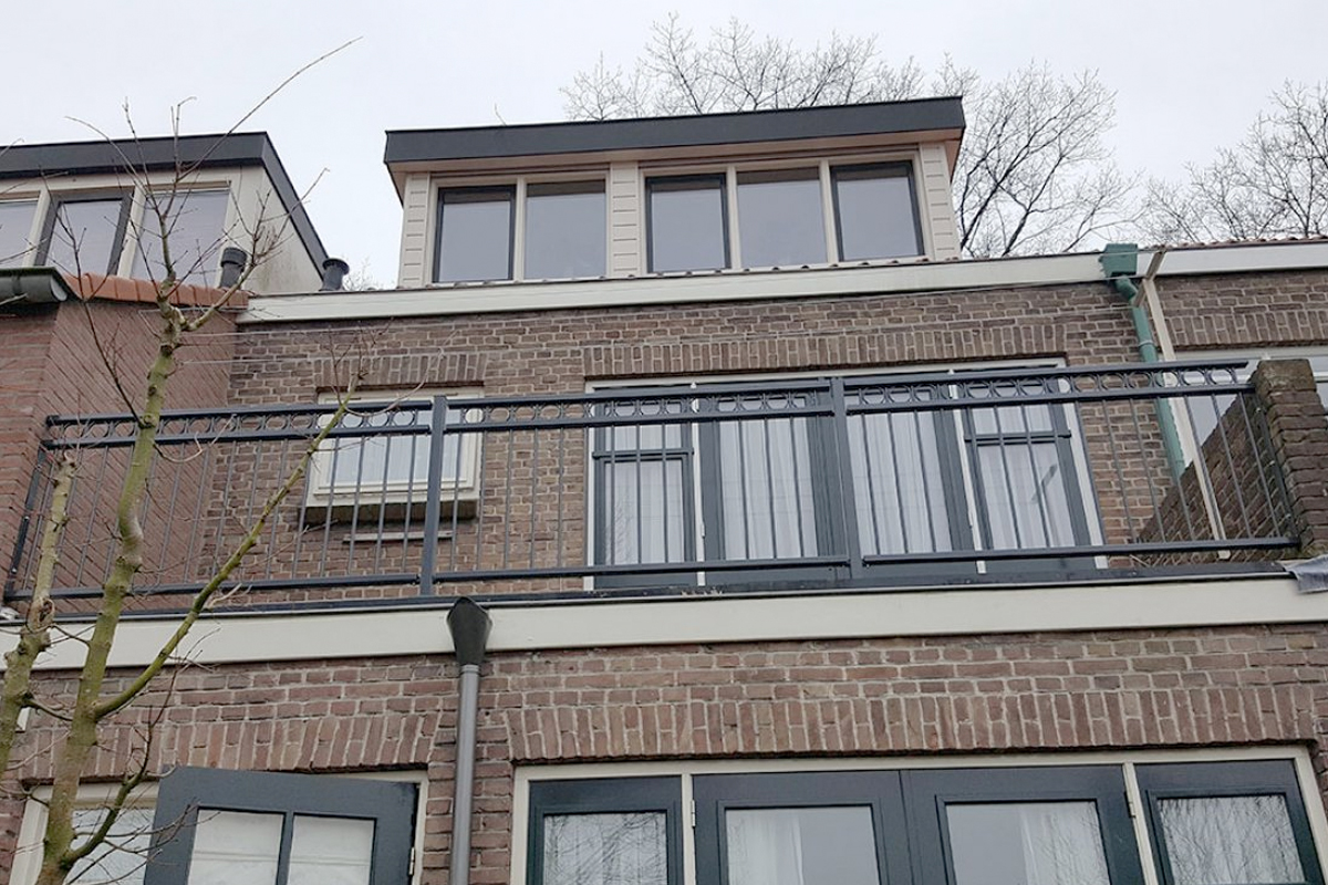 wat zijn de kosten van stalen balkonhekken