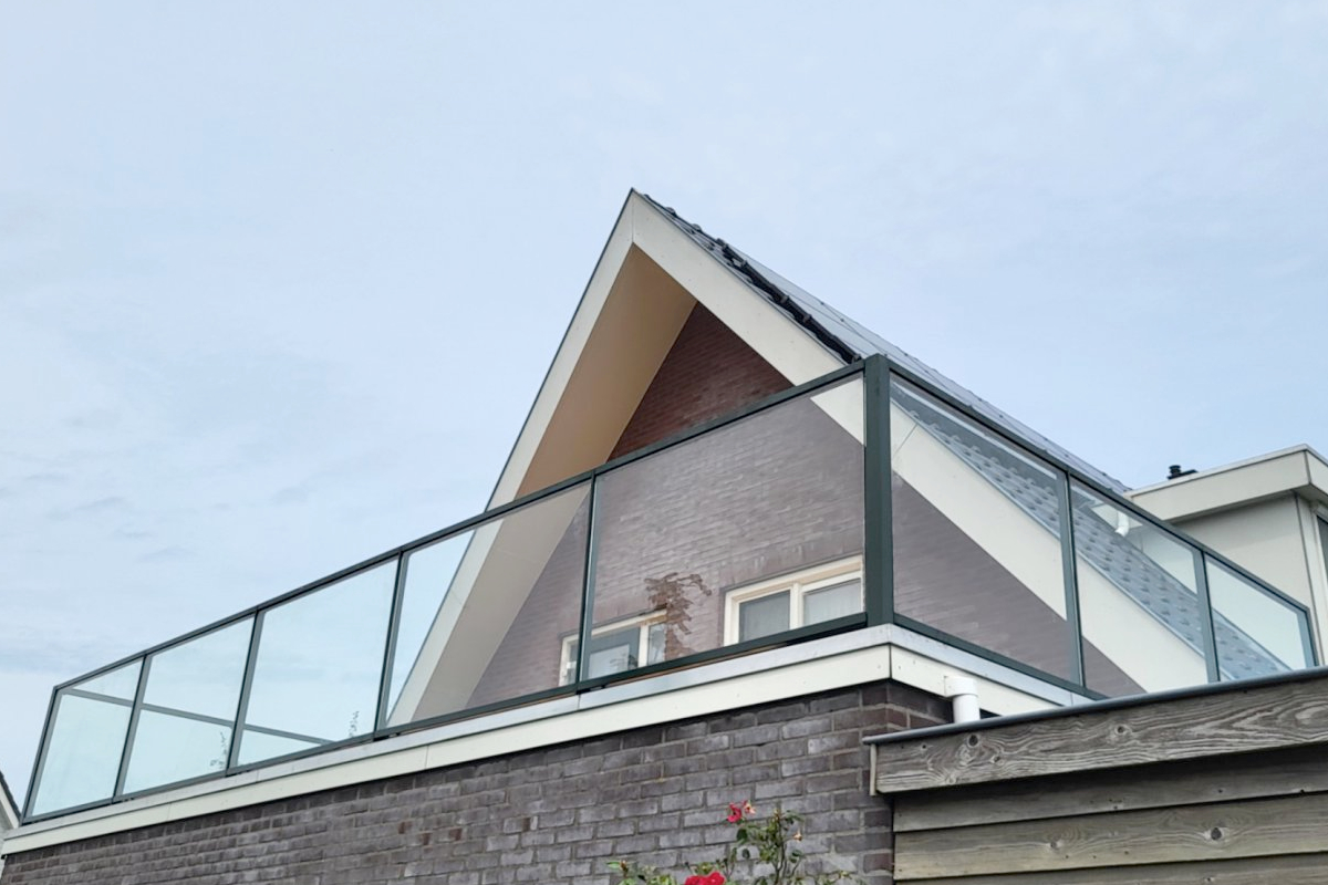 Glazen balustrade laten maken