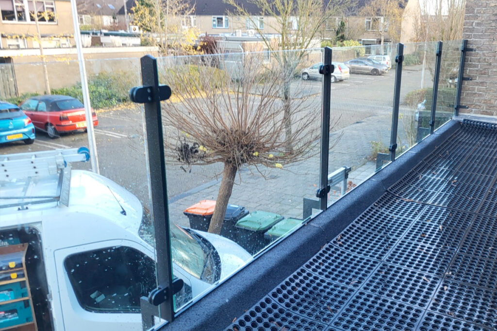 Glazen balustrade in Nieuwkoop