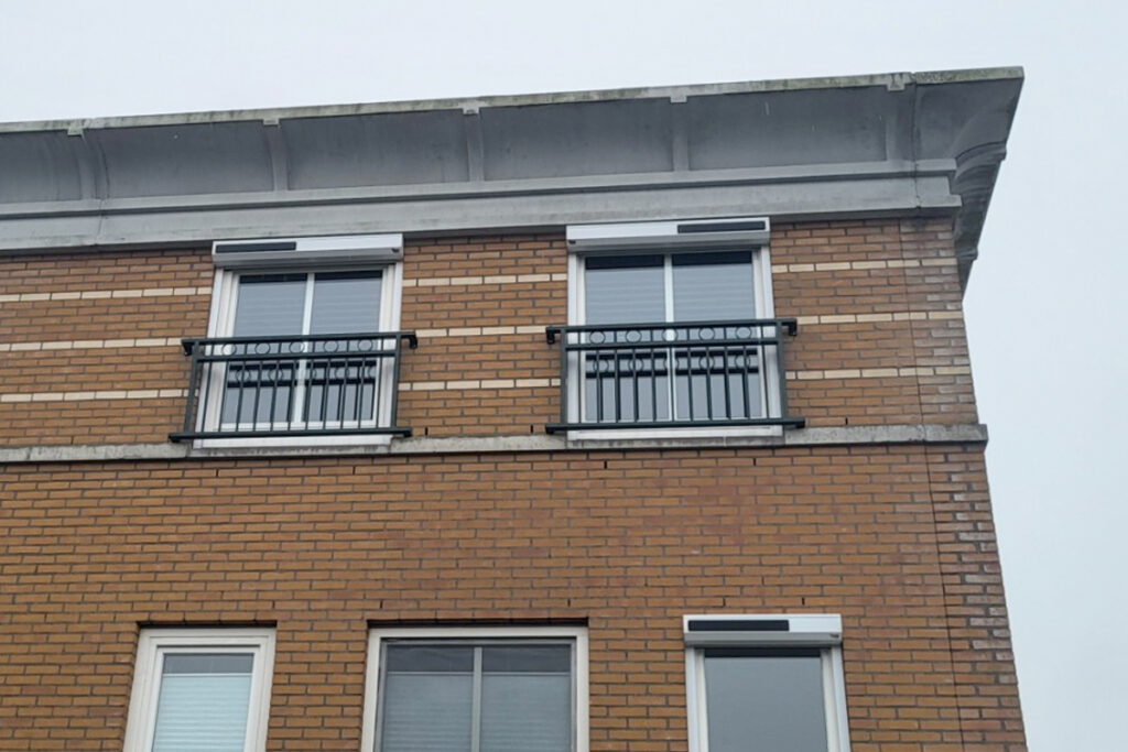 Stalen Frans balkonhek in Bergschenhoek