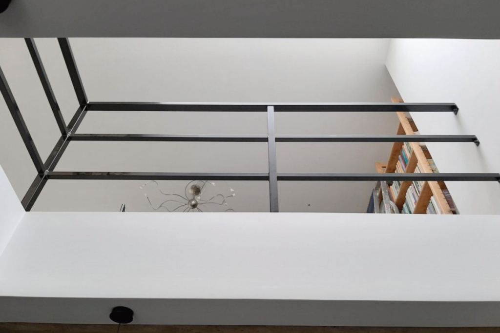 Leuningwerk laten monteren