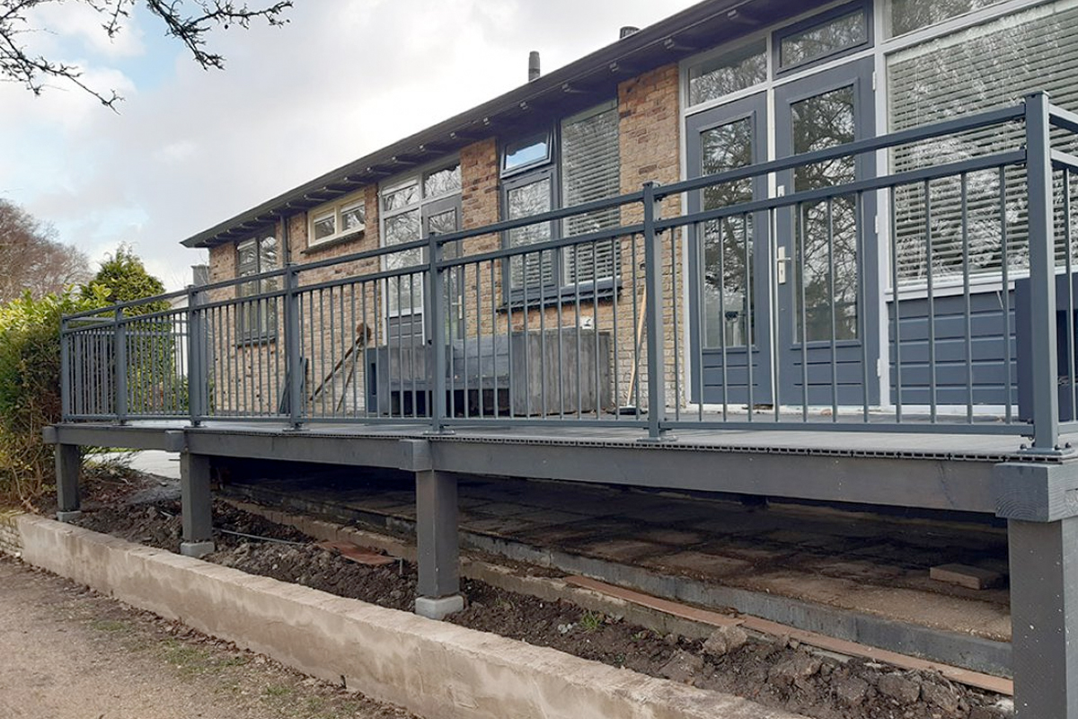 Stalen balustrade laten installeren in Overijssel