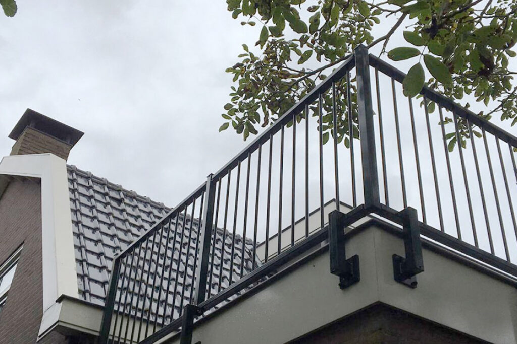 Stalen balustrade laten installeren in Overijssel