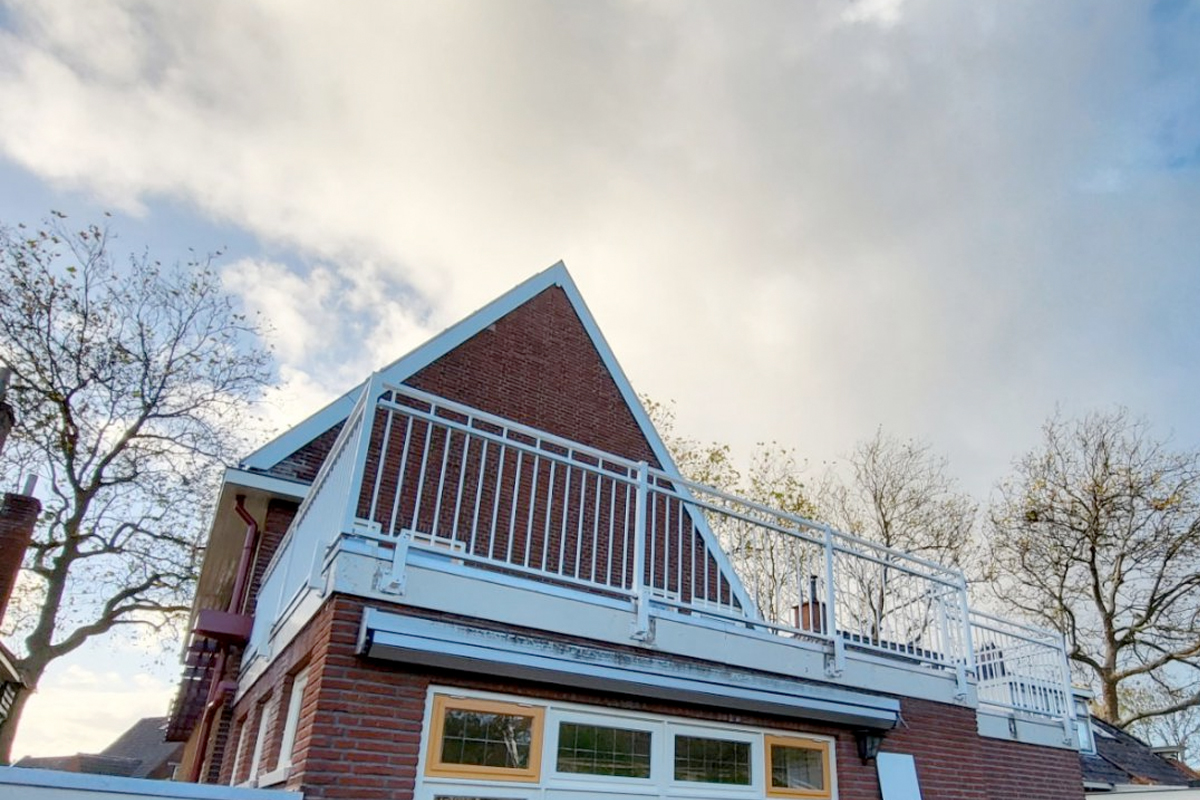 Stalen balustrade laten lassen in Overijssel