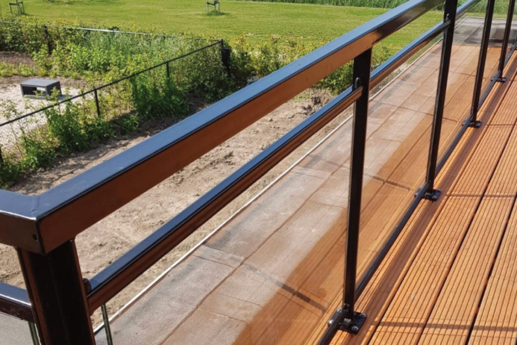 Glazen balustrade in Emmeloord